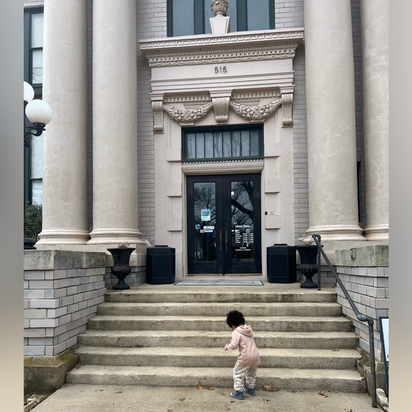 Meet your Posher, L P - Picture 12 of 13